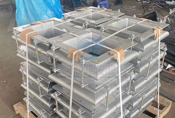 矩形金屬補償器